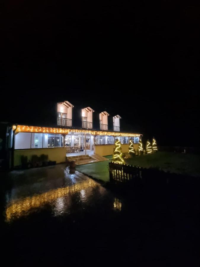 Honey Valley Bjelasnica Bed & Breakfast Ngoại thất bức ảnh