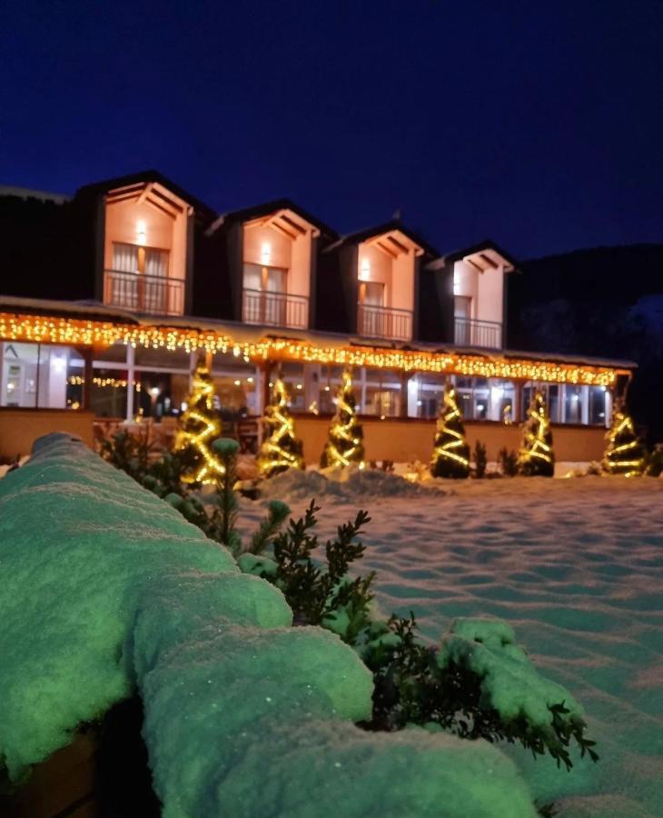 Honey Valley Bjelasnica Bed & Breakfast Ngoại thất bức ảnh